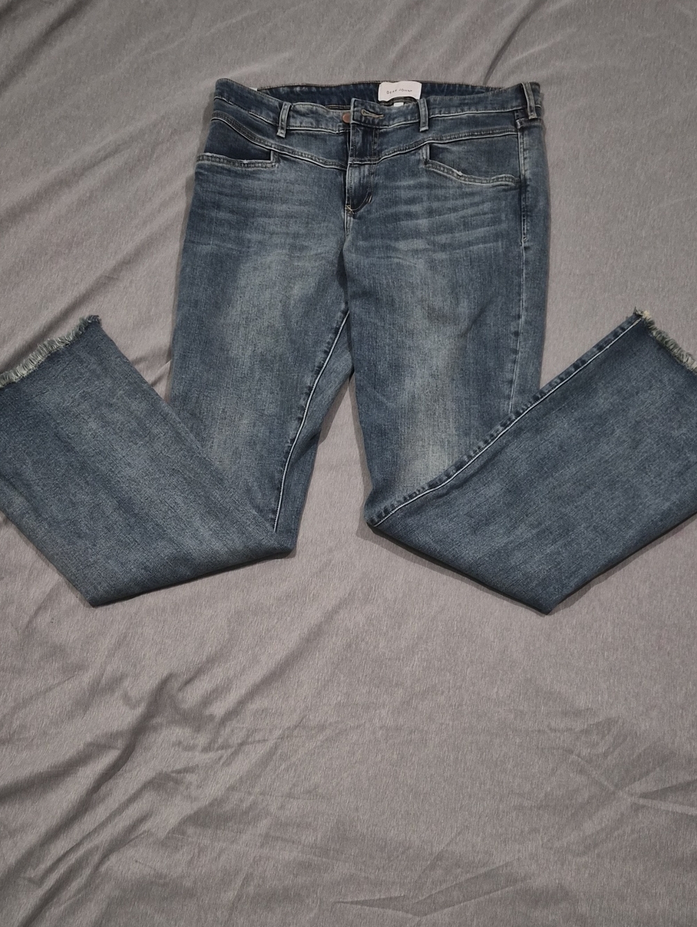Classic Mid-Rise Women's Blue Jeans